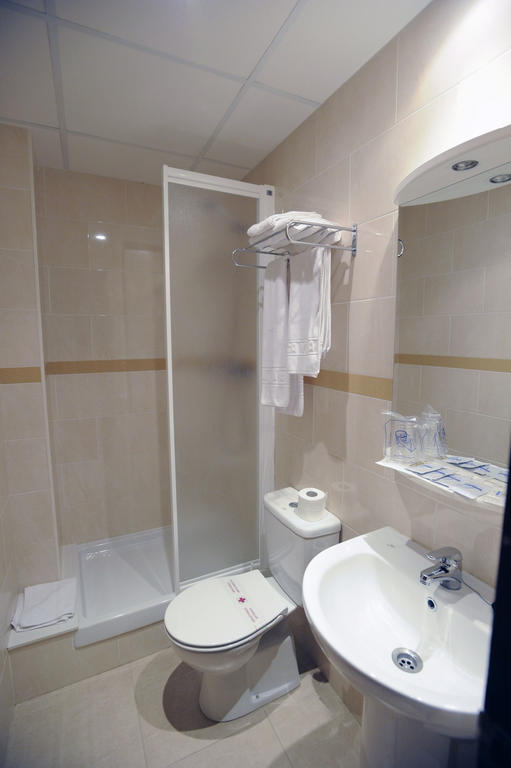 Hostal Can Marinés Sant Carlos de la Ràpita Chambre photo